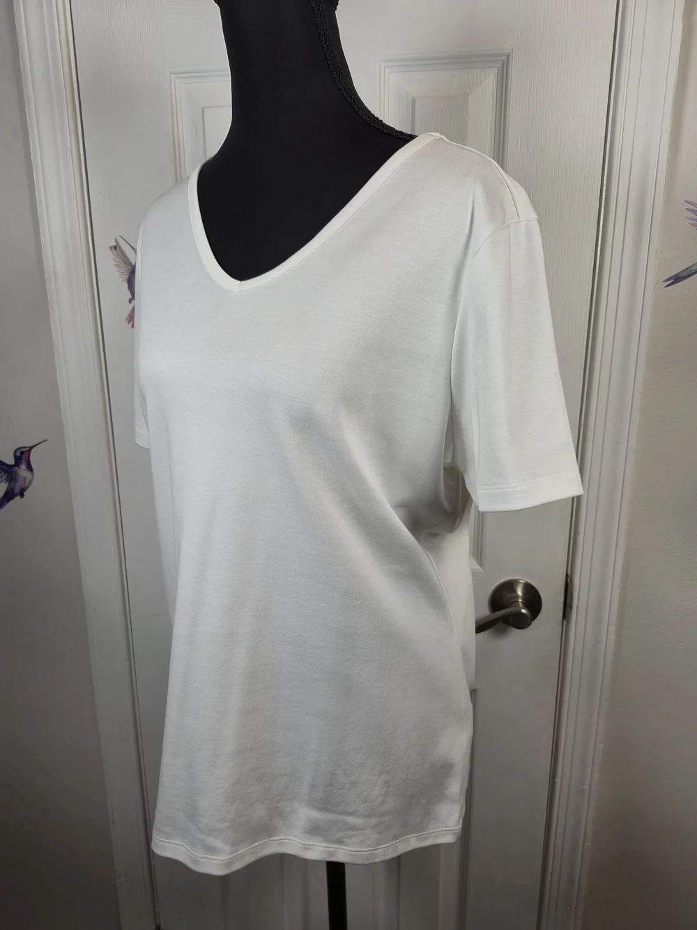 L.L. Bean Supima Cotton V-Neck Tee White Large - Picture 3 of 5